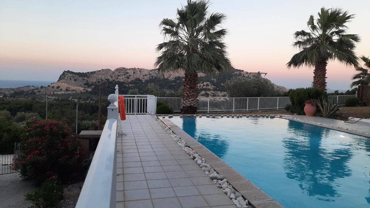 Villa Selene Archangelos  Exteriör bild